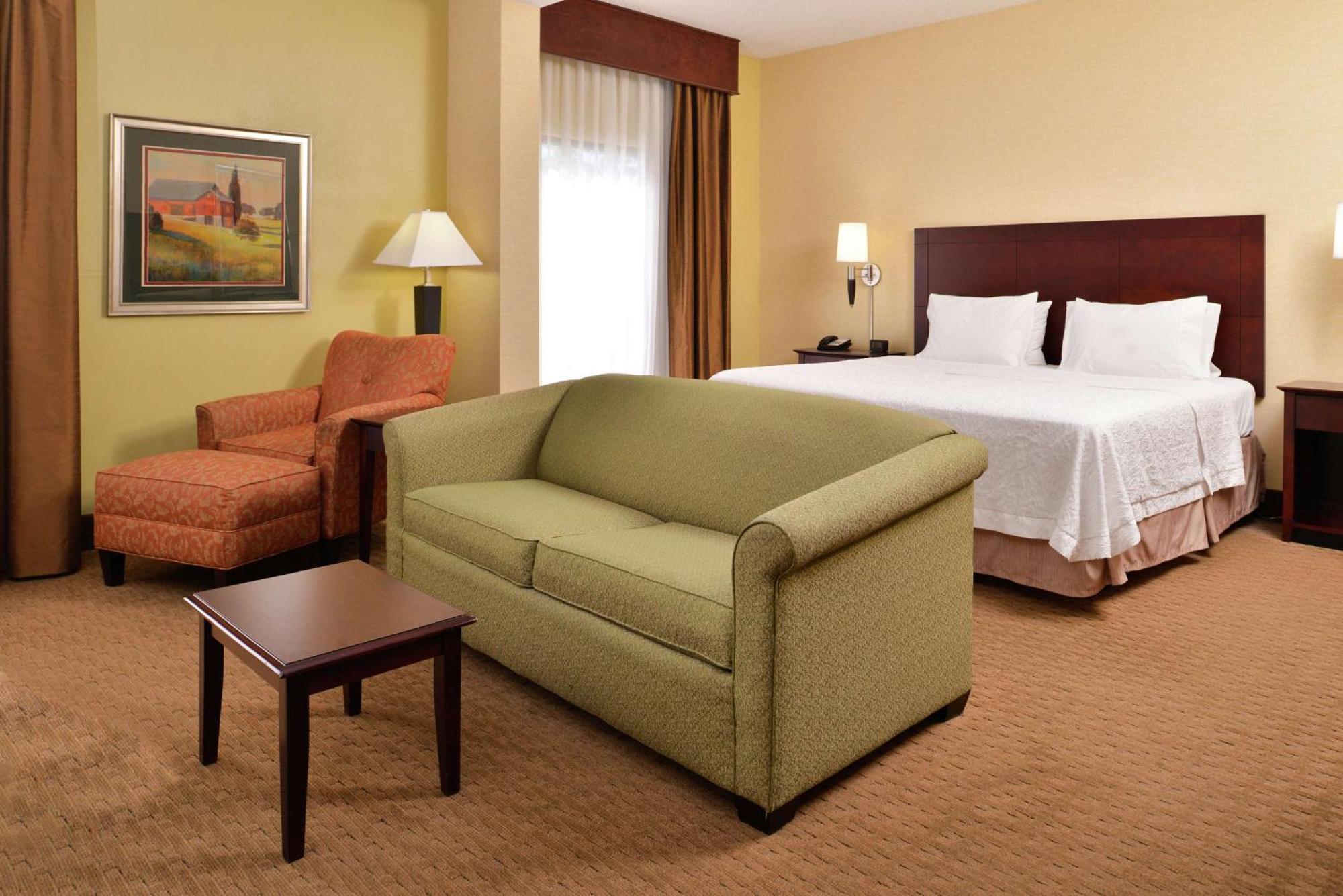 Hampton Inn Staunton Exterior foto